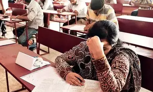 MPSC परीक्षा: विद्यार्थ्यांच्या आयुष्याचा जांगडगुत्ता MPSC परीक्षा: विद्यार्थ्यांच्या आयुष्याचा जांगडगुत्ता