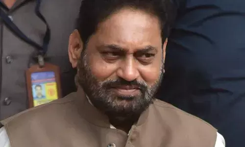 हिवाळी मुंबईत ठिक; पण बजेट अधिवेशन नागपुरात घ्या: ऊर्जामंत्री डॉ. राऊत हिवाळी मुंबईत ठिक; पण बजेट अधिवेशन नागपुरात घ्या: ऊर्जामंत्री डॉ. राऊत