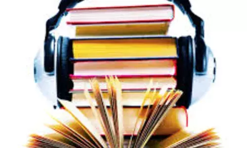 स्टोरीटेल: पुस्तकांवर संक्रात आहे का? स्टोरीटेल: पुस्तकांवर संक्रात आहे का?