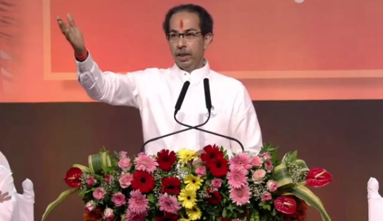 दसरा मेळाव्यात उद्धव ठाकरेंची चौफेर फटकेबाजी, भाजपला थेट आव्हान