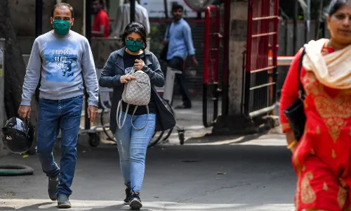 मुंबईत रुग्ण दुपटीचा कालावधी २०० दिवसांवर मुंबईत रुग्ण दुपटीचा कालावधी २०० दिवसांवर