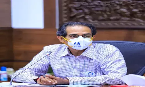 कोरोनाला सणवार -दिवाळी कळत नाही; आनंद घ्या पण भान ठेवा : मुख्यमंत्री कोरोनाला सणवार -दिवाळी कळत नाही; आनंद घ्या पण भान ठेवा : मुख्यमंत्री