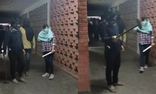 जेएनयूमधील हिंसाचार, दिल्ली पोलिसांची स्वत:ला क्लीन चिट