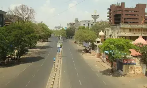 गुजरातमध्ये कोरोना संक्रमणाची भीती, अहमदाबामध्ये 4 दिवसांचा कर्फ्यू