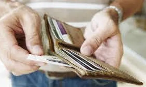 पतीचे उत्पन्न जाणून घेण्याचा पत्नीला अधिकार