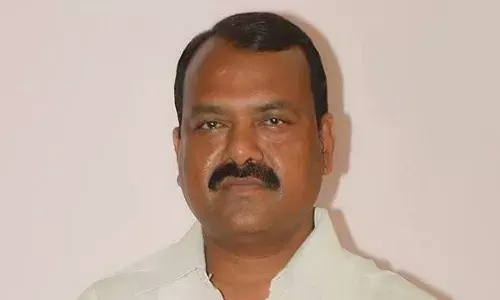 खासदार राजेंद्र गावित यांच्याविरुद्ध विनयभंगाची तक्रार खासदार राजेंद्र गावित यांच्याविरुद्ध विनयभंगाची तक्रार