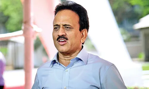 माजी मंत्री गिरीश महाजनांसह 20 जणांवर गुन्हा, तीन वर्षांपूर्वीचे प्रकरण माजी मंत्री गिरीश महाजनांसह 20 जणांवर गुन्हा, तीन वर्षांपूर्वीचे प्रकरण