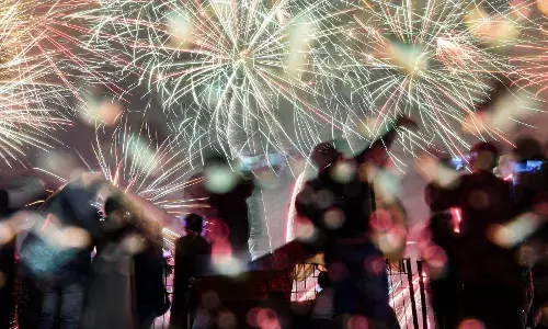 31 डिसेंबरचे सेलिब्रेशन यंदा घरीच, मार्गदर्शक सूचना जारी 31 डिसेंबरचे सेलिब्रेशन यंदा घरीच, मार्गदर्शक सूचना जारी