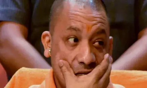 योगींच्या राज्यातील स्त्री सन्मान!