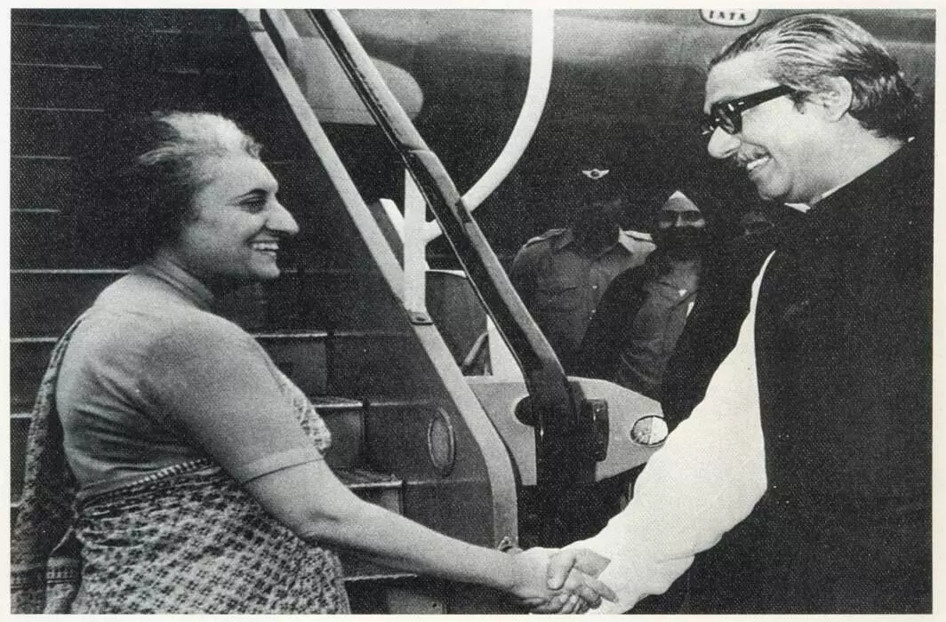Indira gandhi : इंदिरा बांग्लादेशच्या निर्मात्या...
