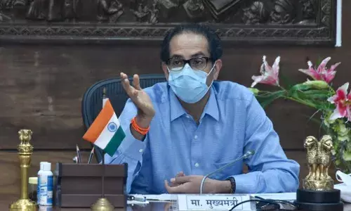 बर्ड फ्ल्यूसंदर्भात अफवा व चुकीची माहिती पसरू नये - मुख्यमंत्री उद्धव ठाकरे बर्ड फ्ल्यूसंदर्भात अफवा व चुकीची माहिती पसरू नये - मुख्यमंत्री उद्धव ठाकरे