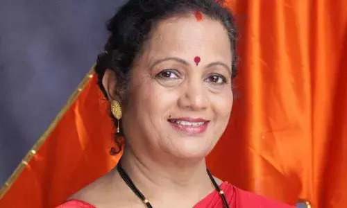 तांत्रिक अडचणीमुळेच कोरोना लसीकरणास स्थगिती : महापौर किशोरी पेडणेकर तांत्रिक अडचणीमुळेच कोरोना लसीकरणास स्थगिती : महापौर किशोरी पेडणेकर