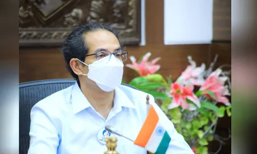 शासकीय व्यवहार आता काही अटींवर खासगी बॅंकांमध्ये शासकीय व्यवहार आता काही अटींवर खासगी बॅंकांमध्ये