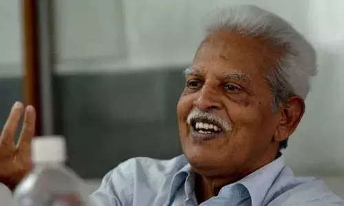 वरवरा रावांना जामीन मिळाला तर काय होईल? उच्च न्यायालयाची एनआयएला विचारणा वरवरा रावांना जामीन मिळाला तर काय होईल? उच्च न्यायालयाची एनआयएला विचारणा