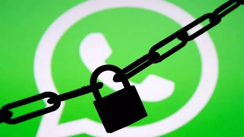 WhatsApp वादग्रस्त Privacy Policy वर ठाम: पुन्हा अटी स्वीकारण्याची अट