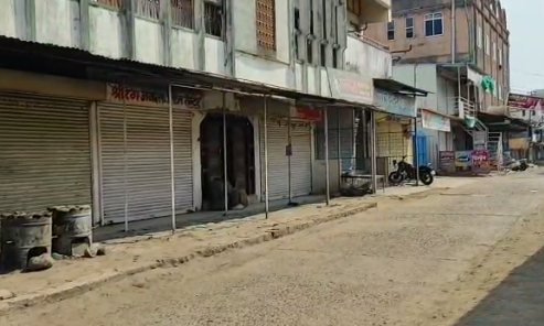 वर्धा बंदला उस्फुर्त प्रतिसाद