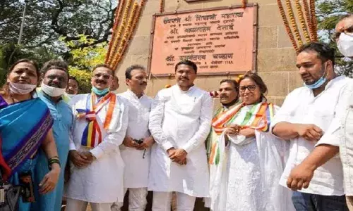 काँग्रेसचा राजकीय संघर्ष- इतरांशी की स्वतःशी? काँग्रेसचा राजकीय संघर्ष- इतरांशी की स्वतःशी?