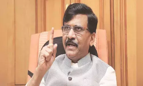 मनसुख हिरेन यांच्या संशयास्पद मृत्यूवर शिवसेनेची पहिली प्रतिक्रिया मनसुख हिरेन यांच्या संशयास्पद मृत्यूवर शिवसेनेची पहिली प्रतिक्रिया