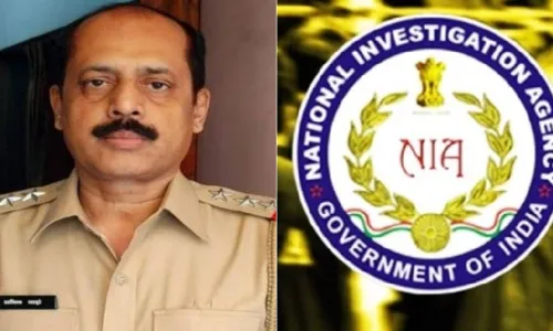 सचिन वाझेंना 25 मार्चपर्यंत पोलिस कोठडी, काय घडलं आतापर्यंत? सचिन वाझेंना 25 मार्चपर्यंत पोलिस कोठडी, काय घडलं आतापर्यंत?