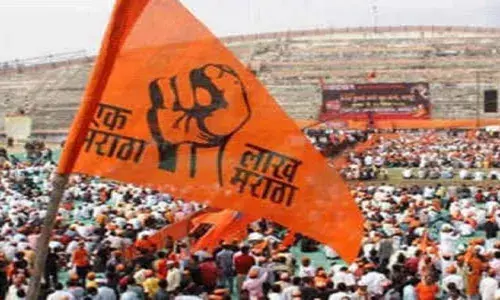 मराठा आरक्षण : ५० टक्के आरक्षण मर्यादेचा पुनर्विचार करण्याची वेळ- राज्य सरकार मराठा आरक्षण : ५० टक्के आरक्षण मर्यादेचा पुनर्विचार करण्याची वेळ- राज्य सरकार