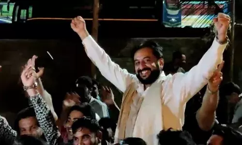 जमावबंदीचे आदेश मोडले खासदार इम्तियाज जलील अडचणीत जमावबंदीचे आदेश मोडले खासदार इम्तियाज जलील अडचणीत