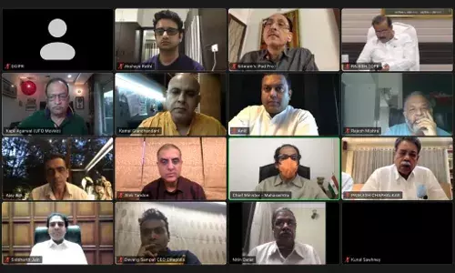 कोरोना रोखण्यासाठी जागरुकता निर्माण करण्यासाठी पुढे यावे, जिंदगी, जान उसके बाद काम – मुख्यमंत्री उद्धव ठाकरे यांचे आवाहन कोरोना रोखण्यासाठी जागरुकता निर्माण करण्यासाठी पुढे यावे, जिंदगी, जान उसके बाद काम – मुख्यमंत्री उद्धव ठाकरे यांचे आवाहन