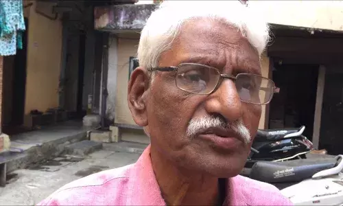 गिरणी कामगारांचा संघर्षपुरुष मावळला : दिर्घ आजारानं दत्ता इस्वलकराचं निधन गिरणी कामगारांचा संघर्षपुरुष मावळला : दिर्घ आजारानं दत्ता इस्वलकराचं निधन