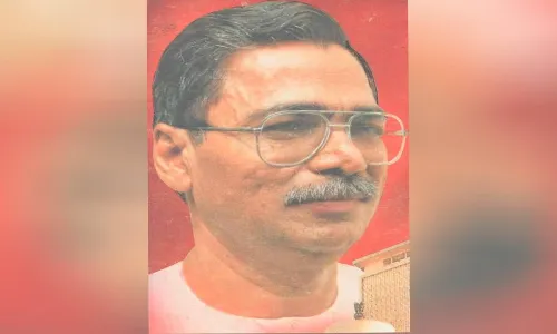 शिक्षणाचं बाजारीकरण रोखणारे पी. जी. दस्तूरकर... शिक्षणाचं बाजारीकरण रोखणारे पी. जी. दस्तूरकर...