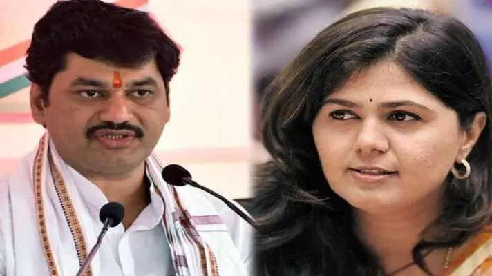 Pankaja Munde Corona Positive  मोठा भाऊ म्हणून मी सोबत: धनंजय मुंडे