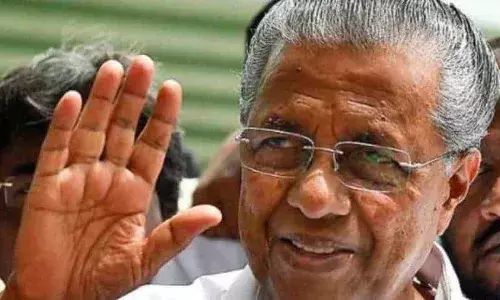 केरळचा धडा वेगळाच आहे