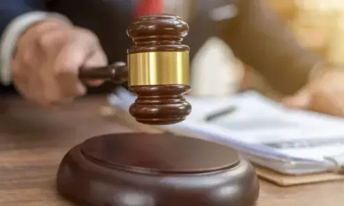 ...अखेर तिला न्याय मिळाला, डॉक्टर पतीला जन्मठेप ...अखेर तिला न्याय मिळाला, डॉक्टर पतीला जन्मठेप