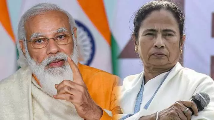 WestBengal जनतेच्या भल्यासाठी मोदींच्या पाया पडेल: ममता बॅनर्जी