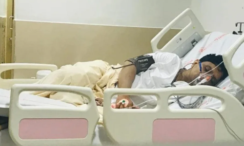 Fact Check: पतंजलीचे आचार्य बालकृष्ण AIMS मध्ये दाखल झाल्याचा व्हिडिओ खरा आहे का?