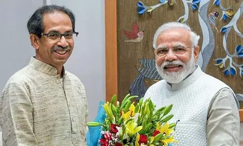 मुख्यमंत्र्यांनी मोदींकडे मांडलेल्या 12 मागण्या कोणत्या? मुख्यमंत्र्यांनी मोदींकडे मांडलेल्या 12 मागण्या कोणत्या?