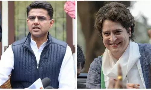 राजस्थान पुन्हा राजकीय वातावरण तापलं, प्रियंका गांधींचा सचिन पायलटला फोन राजस्थान पुन्हा राजकीय वातावरण तापलं, प्रियंका गांधींचा सचिन पायलटला फोन