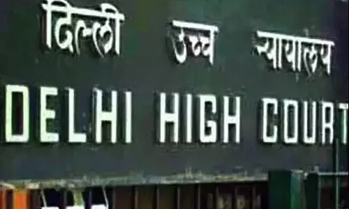 विरोध करणं म्हणजे दहशतवादी कृत्य नव्हे, दिल्ली हायकोर्टाने पोलिसांना फटकारले विरोध करणं म्हणजे दहशतवादी कृत्य नव्हे, दिल्ली हायकोर्टाने पोलिसांना फटकारले