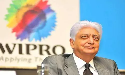 कोरोना काळात अजीम प्रेमजी फाऊंडेशनची कोट्यवधी लोकांना मदत कोरोना काळात अजीम प्रेमजी फाऊंडेशनची कोट्यवधी लोकांना मदत
