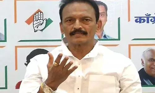कॉंग्रेसने शिवसेनेला पुन्हा डिवचलं कॉंग्रेसने शिवसेनेला पुन्हा डिवचलं