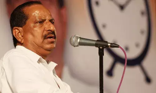 नवी मुंबई विमानतळाला दि.बा.पाटील यांचेच नाव द्या- गणेश नाईक