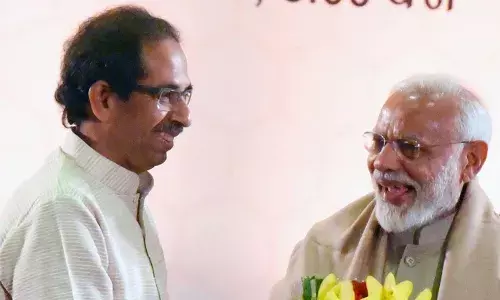 मुख्यमंत्री उद्धव ठाकरे पंतप्रधान नरेंद्र मोदी यांच्या मार्गावर... मुख्यमंत्री उद्धव ठाकरे पंतप्रधान नरेंद्र मोदी यांच्या मार्गावर...