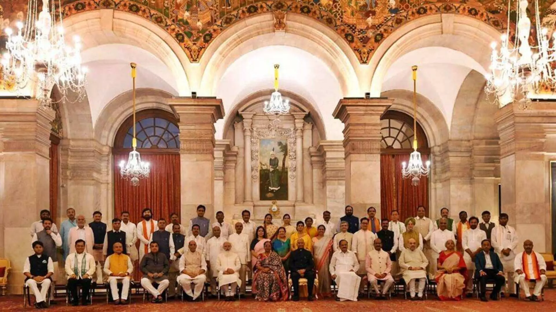 Modi Cabinet: मोदींच्या 12 मंत्र्यांचं शिक्षण 12 वी पर्यंतच...