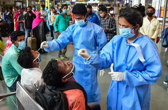 कोरोना संपला नाही! राज्यात ॲक्टिव्ह रुग्णांची संख्या १ लाख ०६ हजार ७६४ वर