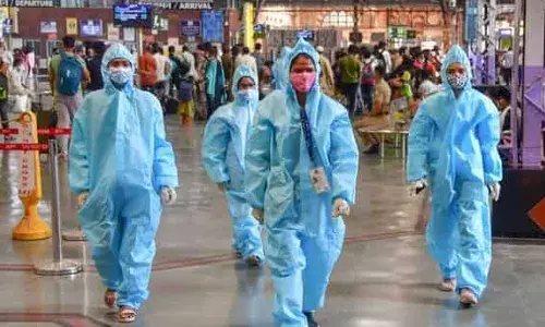 कोरोनाच्या संकटामुळे वैद्यकीय अधिकारी आणि वरिष्ठ अधिकाऱ्यांचे सेवानिवृत्तीचे वय 62 वर्षे