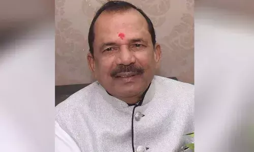 काँग्रेसचे माजी आमदार मधुकर ठाकूर यांचे निधन काँग्रेसचे माजी आमदार मधुकर ठाकूर यांचे निधन