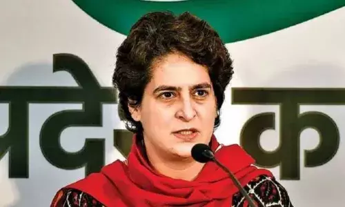 बीजेपी के गुंडे कान खोलकर सुन लें... प्रियंका गांधी भाजपवर भडकल्या बीजेपी के गुंडे कान खोलकर सुन लें... प्रियंका गांधी भाजपवर भडकल्या