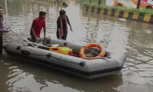 कल्याणमध्ये उल्हास नदी धोक्याच्या पातळीवर, 500 नागरिकांना वाचवले