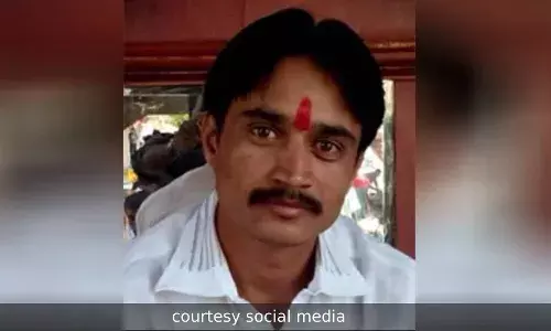 थरारक: जळगावचे उपमहापौर कुलभूषण पाटील यांच्यावर अज्ञातांनी झाडल्या गोळ्या थरारक: जळगावचे उपमहापौर कुलभूषण पाटील यांच्यावर अज्ञातांनी झाडल्या गोळ्या