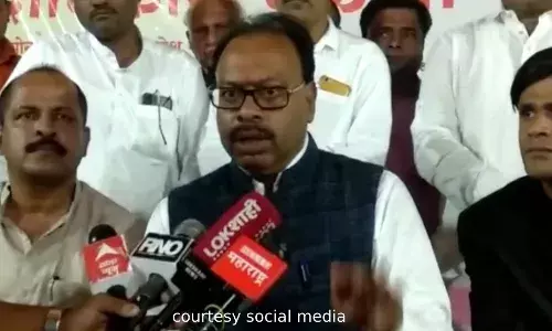 महाराष्ट्रातील पूर परिस्थितीला राज्य सरकार जबाबदार- बावनकुळे महाराष्ट्रातील पूर परिस्थितीला राज्य सरकार जबाबदार- बावनकुळे