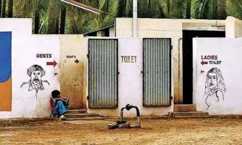 #Righttopee- महिलांना स्वच्छ आणि सुरक्षित शौचायलं कधी मिळणार? #Righttopee- महिलांना स्वच्छ आणि सुरक्षित शौचायलं कधी मिळणार?