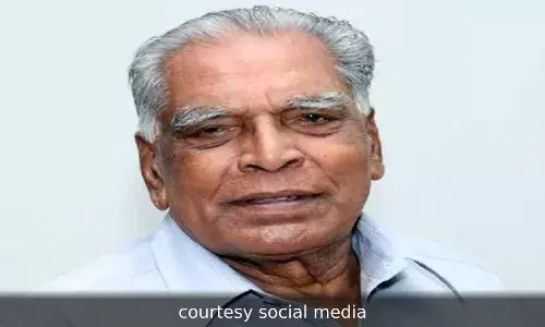 सोपी उत्तरे देणारे जादुगार... सोपी उत्तरे देणारे जादुगार...
